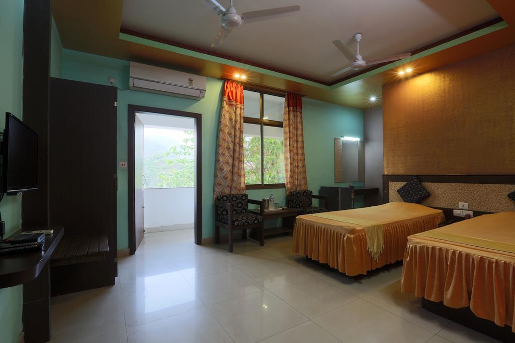 Hotel Parshuram Гувахати Экстерьер фото